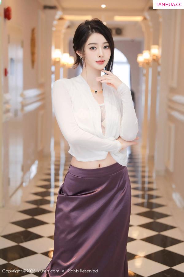   [XiuRen]高清写真图 2025.04.25 No.10201 Candy糖糖 诱人肉丝第4张图片